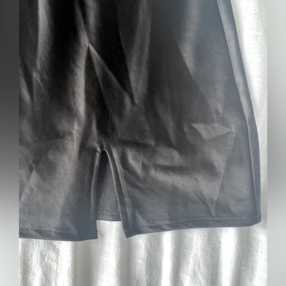 Mini Black Dress Princess Polly - Picture 7 of 10